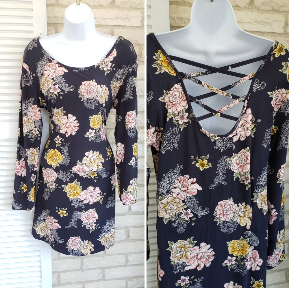 Floral criss cross strappy dress